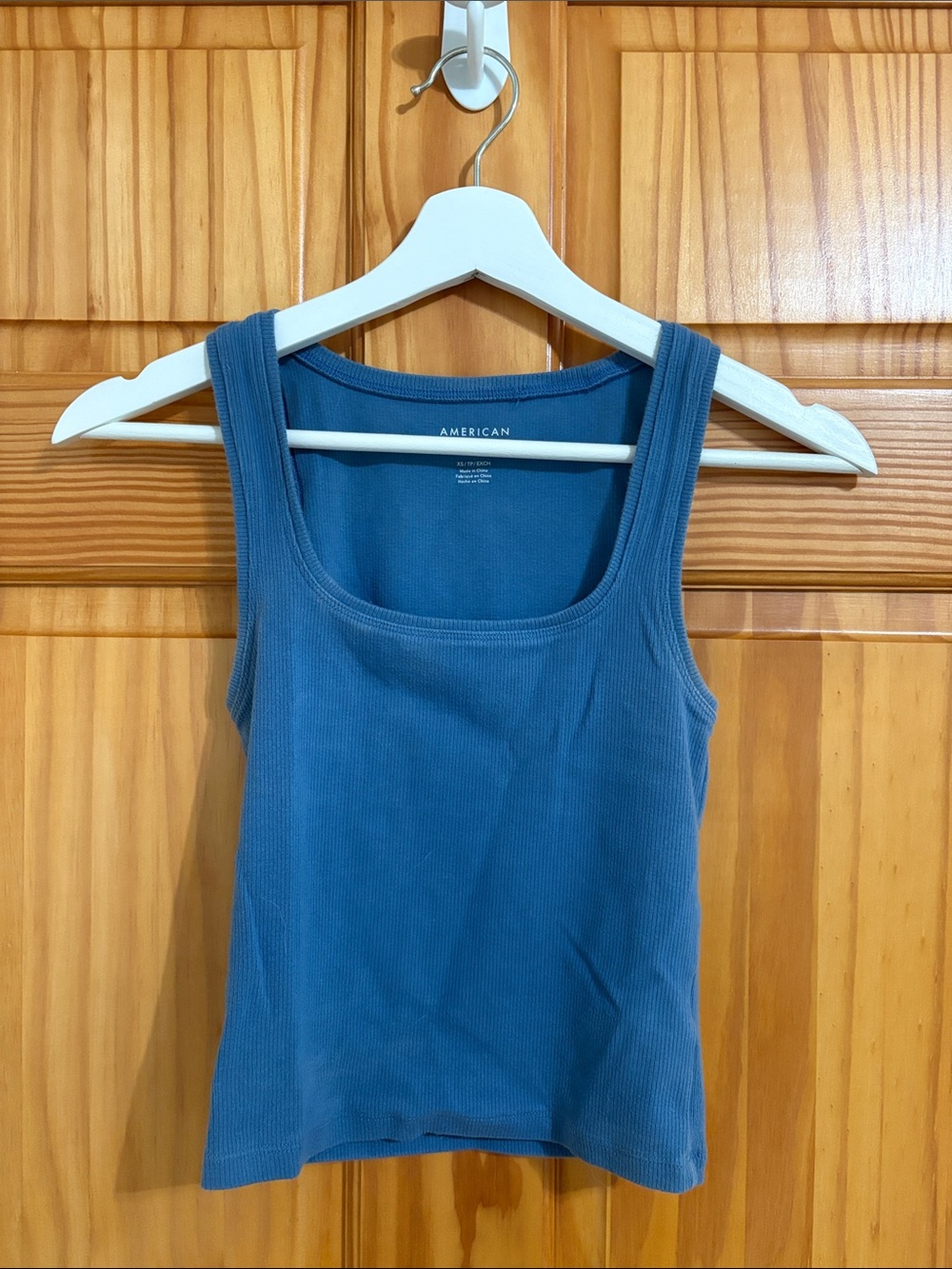 American Eagle Size XS Blue Ribbed Tank Top